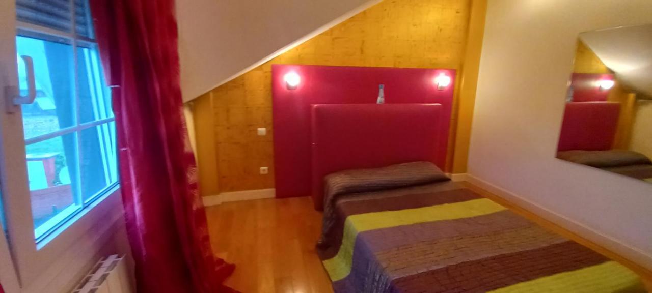 Chalet Con Piscina, Sauna Y Jacuzzi Cerca Del Mar A Media Hora De Bilbao Y Santander El Puente  Exteriör bild